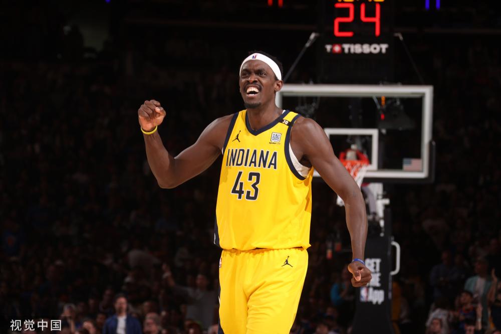 两连胜！奥格斯堡-沃尔夫斯堡，蒂茨破门，泽西格尔助攻.