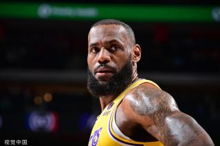 虑边路防守 虑边路防守