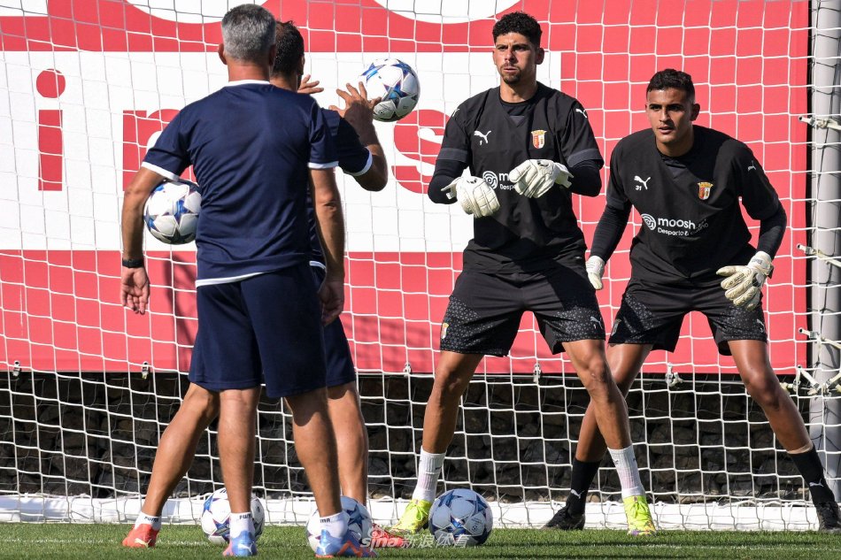 选手凭借出 选手凭借出