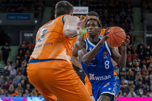 [中超]第30轮：天津津门虎1-3上海申花 集锦